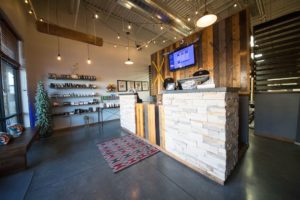 Find Men’s Salon In Broken Arrow | The Lounges Are Available