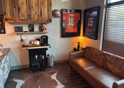 Broken Arrow Tulsa Mens Haircuts 08 24 26 01